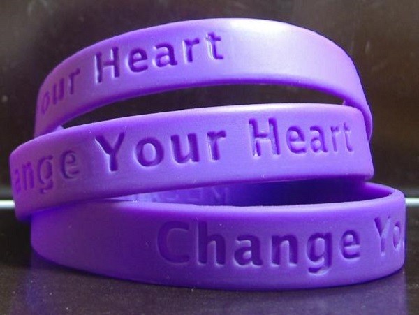 debossed silicone wristbands (14).jpg