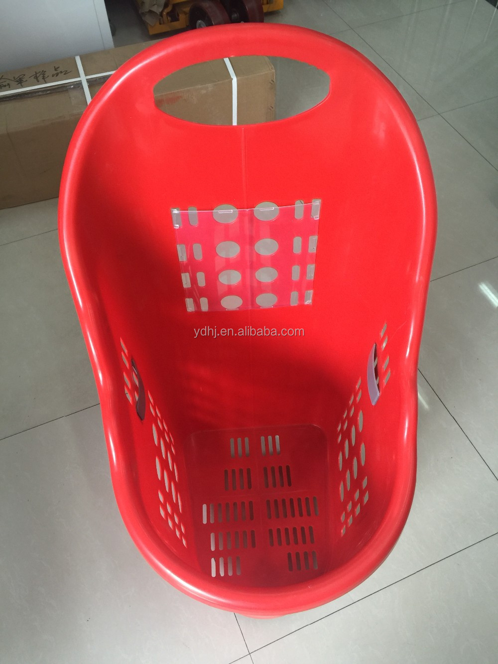 スーパーマーケット新しいプラスチックローリングショッピングバスケット付き3車輪仕入れ・メーカー・工場