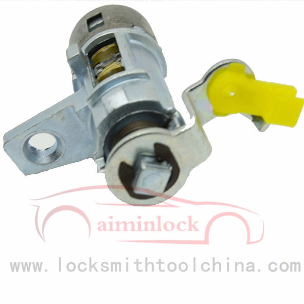 High Quality Hyundai Ki-a K2 Door Lock AML010066