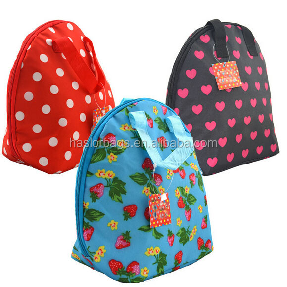 2015 Lovely Heart Printing Picnic Cooler Box for Promotion
