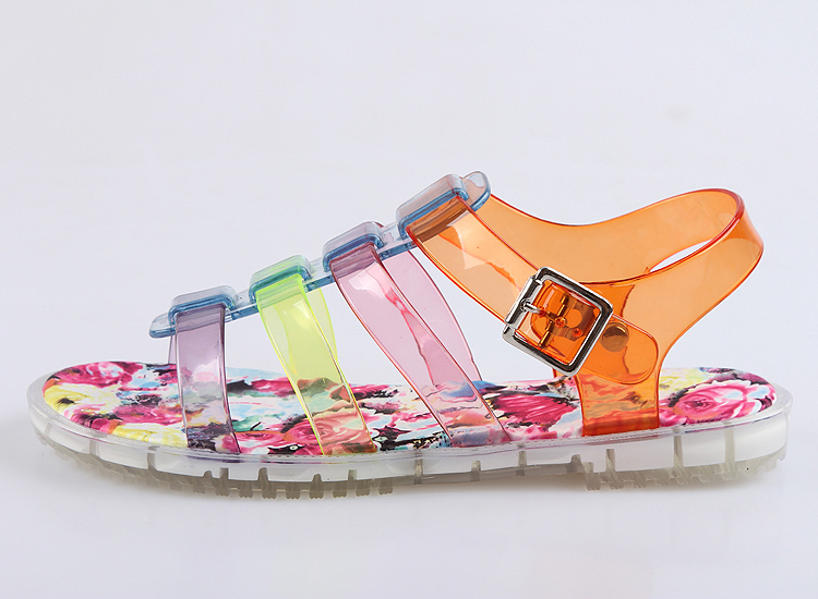 2015新しいデザインカラフルなレディ靴クリスタルフラワーゼリーサンダルpvc靴プラスチック仕入れ・メーカー・工場