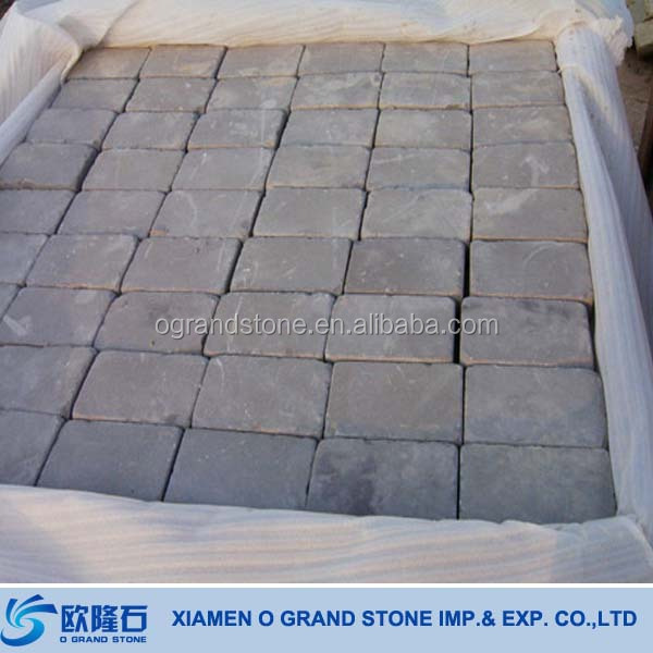 green-sandstone-tumbled-paving.jpg