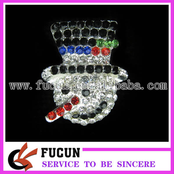 smowman rhinestone brooch.jpg