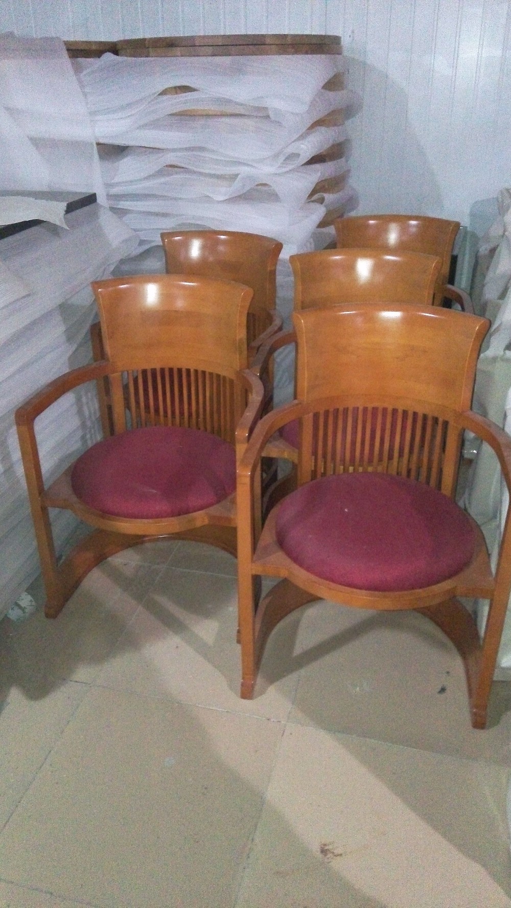 Frank Lloyd Wrightのバレルの椅子仕入れ・メーカー・工場