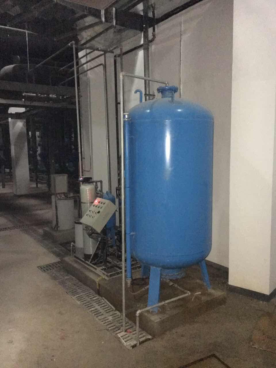 Makeup Water Expansion Tank With Pump Buy Makeup Water Expansion