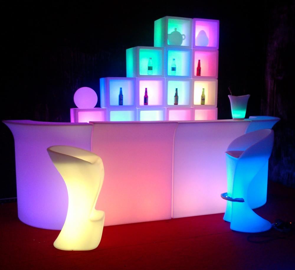 2017 Portable Design Plastic Led Bar Counter/ Plastic Lighted Furniture