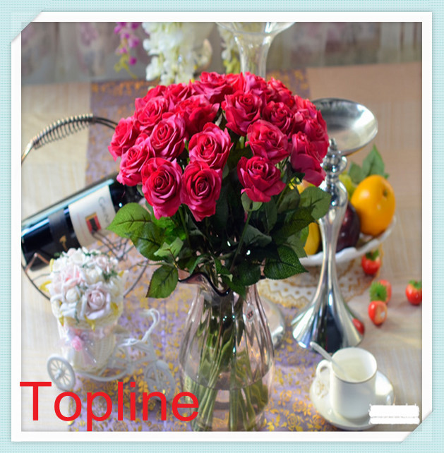 造花のバラが結婚式を支持する休日のパーティのための仕入れ・メーカー・工場