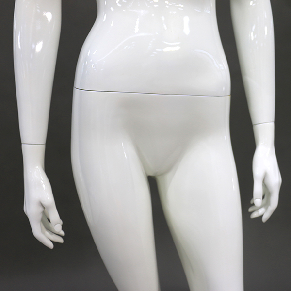 ファッションの大きな女性のマネキン人形カスタムマネキン巨乳は、 マネキンを作った仕入れ・メーカー・工場