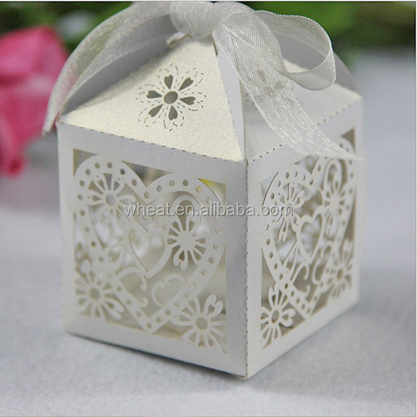 蝶レーザーカット紙箱/結婚式ボックス/結婚式の紙箱仕入れ・メーカー・工場
