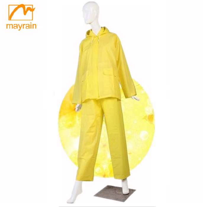 4_Plastic raincoat.png
