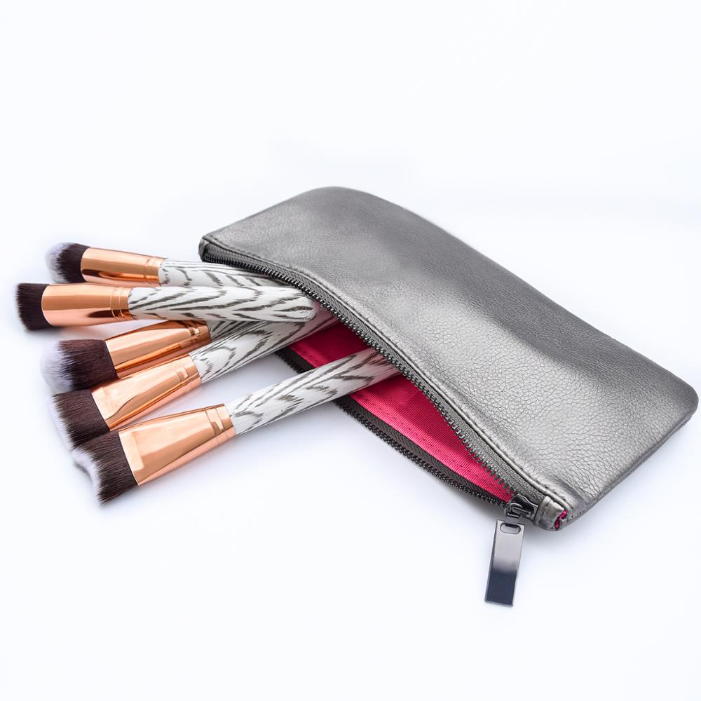 MAKEUP BRUSHES (4).jpg