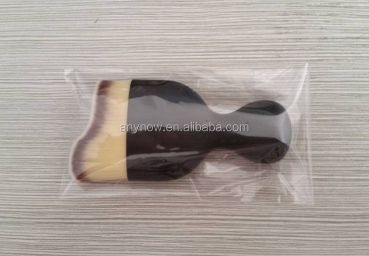 wave shaped makeup brush contour sculpting brush foundation