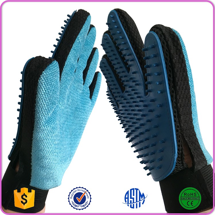 Universal Pet Grooming Glove (1).jpg