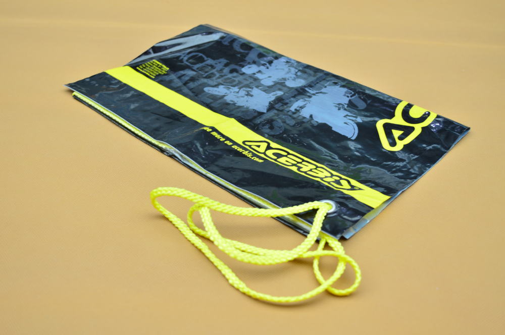 カスタマイズされた色プリントショッピングのためのプラスチック製のドローストリング袋仕入れ・メーカー・工場