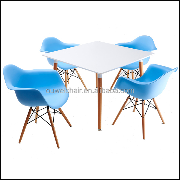 高品質のレストランのダイニングテーブルと6mdfプラスチックの椅子仕入れ・メーカー・工場