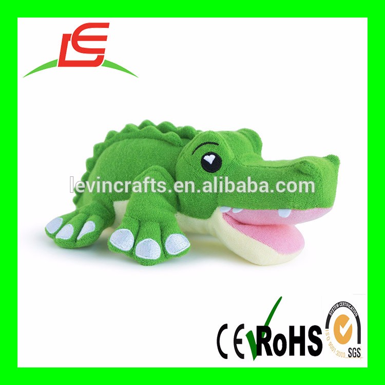 LE-B0132-SoapSox-Jackson-green-Gator-plush1.jpg
