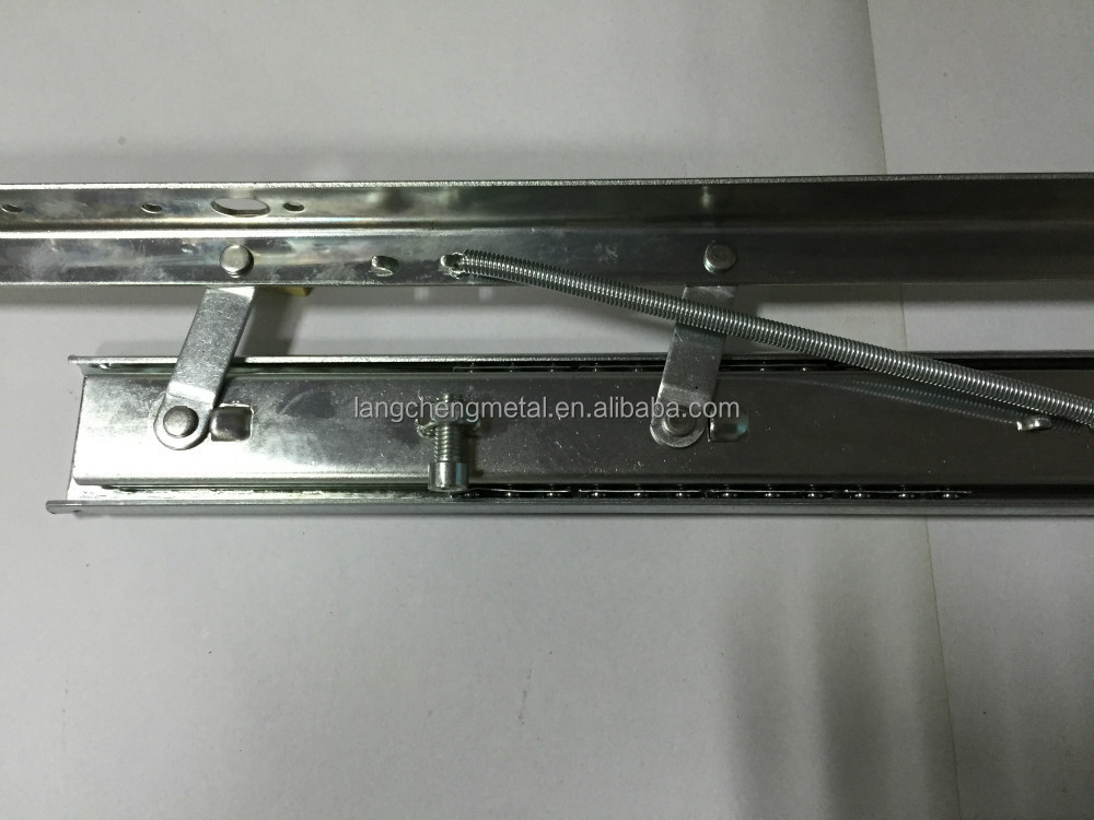 TABLE SLIDE4.jpg