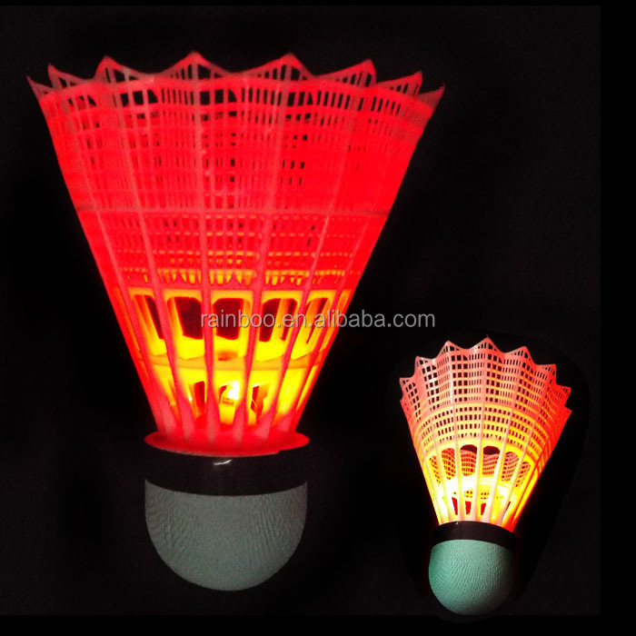 LED Badminton Shuttlecock 4.jpg