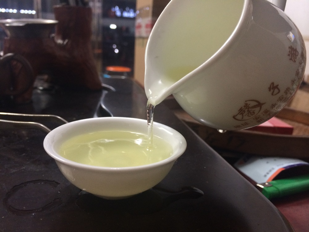 Good quality traditional semifermented oolong tea,China tikuanyin tea