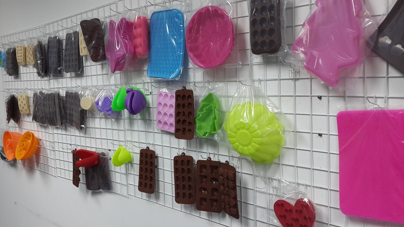 台所用品12プレミアムパックのシリコンベーキングカップ問屋・仕入れ・卸・卸売り