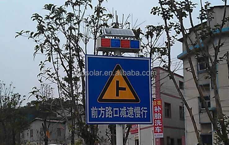solar-stroble-light-in-the-school