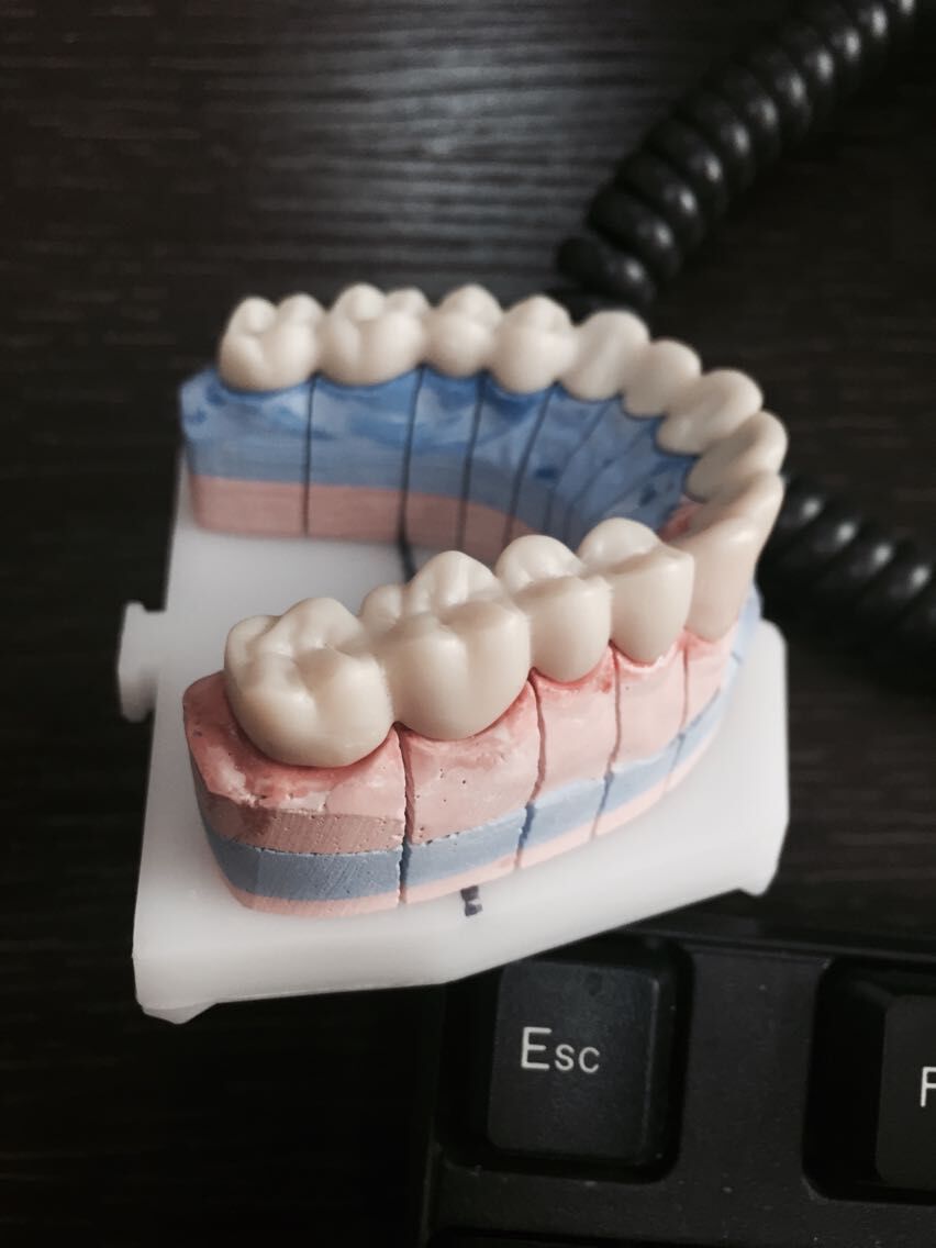 熱い販売のミニジルコニアcad/cam歯科フライス盤jd-l4ディーラーを探します仕入れ・メーカー・工場