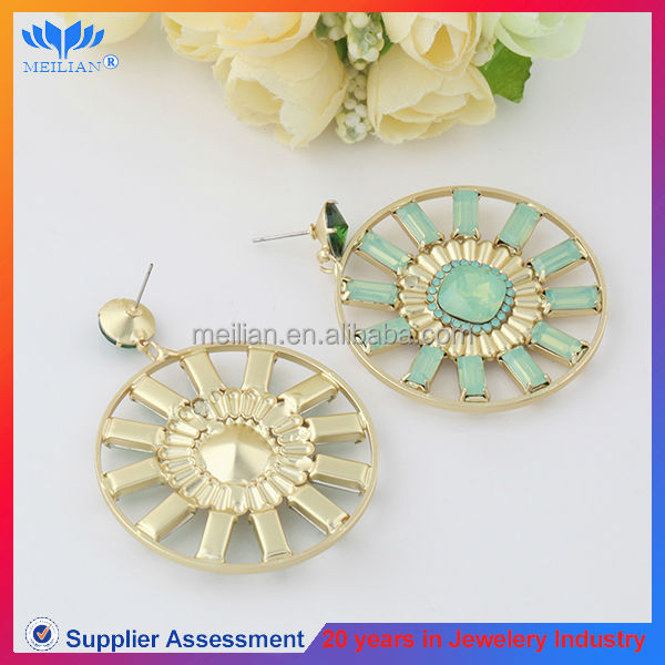 FASHION JEWELRY GOLD JHUMKA EARRING DESIGN WITH PRICE