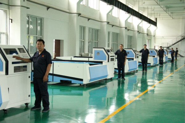 繊維1000ワットレーザー切断機でスイッチングワークテーブル仕入れ・メーカー・工場