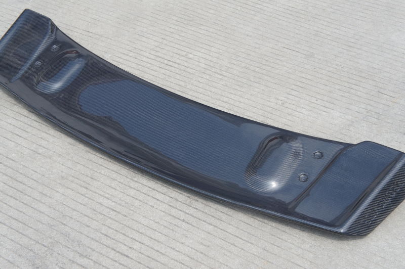 veloster spoiler 1.jpg