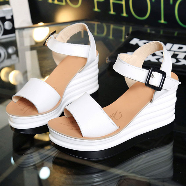最新のレディース靴デザイン結婚式の靴女子学生ハイヒールサンダル仕入れ・メーカー・工場