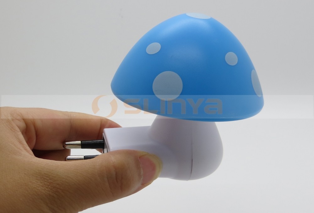 Plug the small night light 8036 160805 (15).JPG