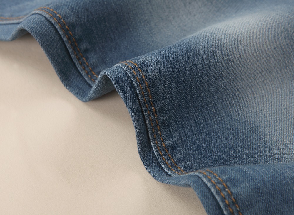 熱い販売の女性のジーンズ株式によるデニム生地中国製仕入れ・メーカー・工場
