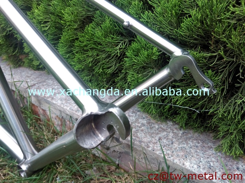 a01.jpg