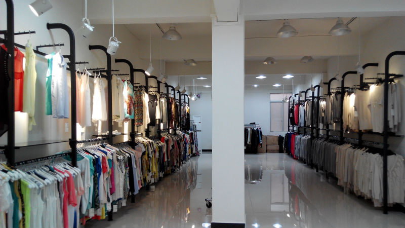 アリババ中国の女性の摩耗卸売女性のブラウス麻くり抜いて/tのワイシャツの衣類問屋・仕入れ・卸・卸売り