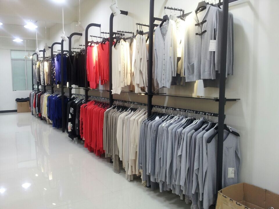 韓国語版青と白のストライプのセーターのカーディガン問屋・仕入れ・卸・卸売り