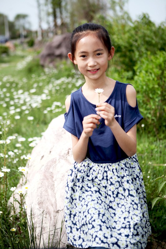 無料サンプル! 2016韓国のファッション新しいデザインlovly花学校の女の子パーティードレス子供仕入れ・メーカー・工場