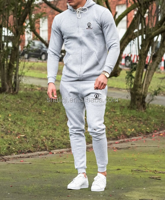 2017021507 men tracksuit
