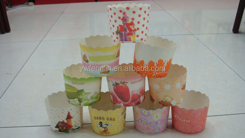 cake cups in cake tools
