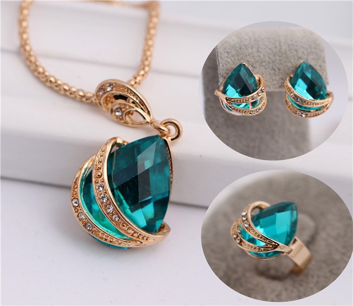 Free shipping New Fashion 18k Yellow Gold Filled Clear Austrian Crystal Necklace Earring Ring Wedding Jewelry Set (2)