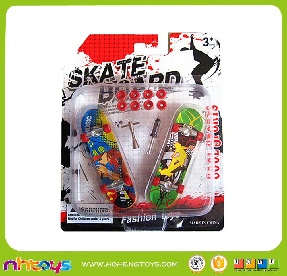 hot plastic finger skate board with light /mini skate board