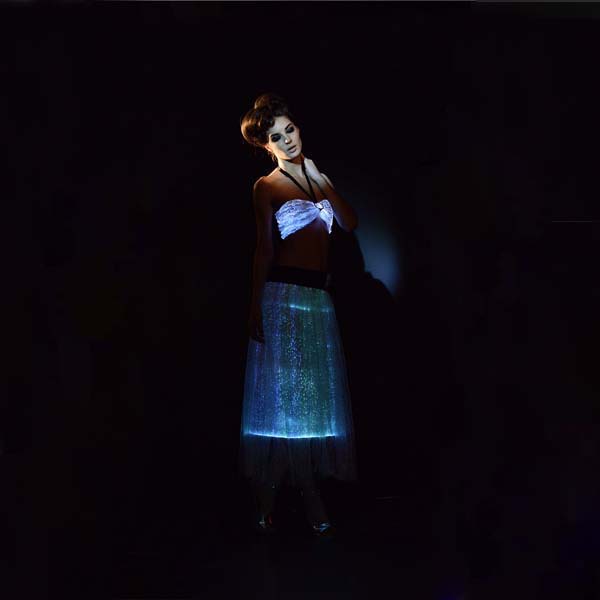 新しい発光ブラジャーとスカート光を設定し照らされたダンス衣装ドレス仕入れ・メーカー・工場