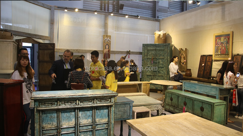 reproduction antiques china cabinets