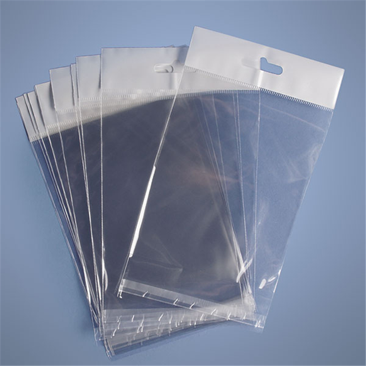 Clear re-sealable Bags / Protective Sleeves