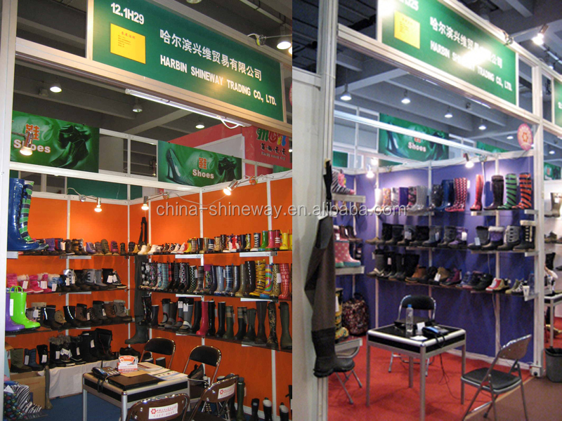 新しい女性の赤/スタイルのpvcアンクルチェルシー黒welliesブーツ仕入れ・メーカー・工場