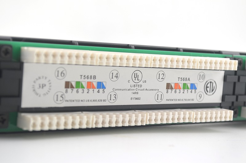 LY-PP6-34新しい到着し た cat6 utp rj45 1u 24 ポート led パッチ パネル仕入れ・メーカー・工場