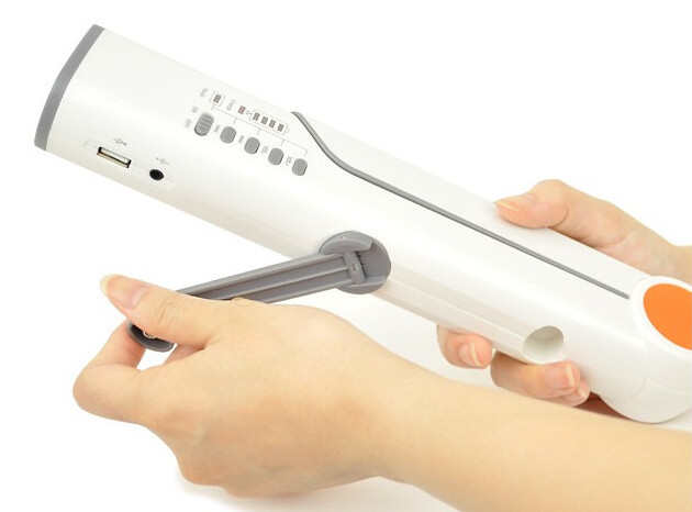 solar portable flashlight.jpg