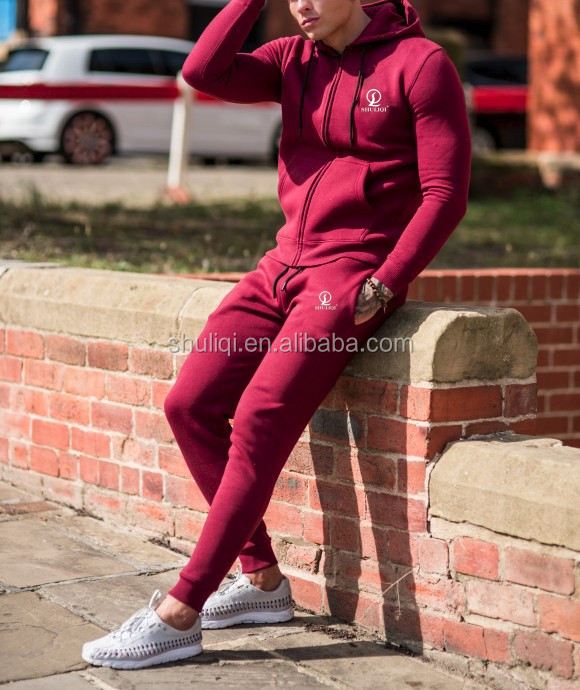 2017021509 men tracksuit