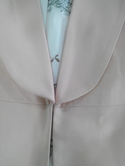 女性のコートを持つ襟ピンク仕入れ・メーカー・工場