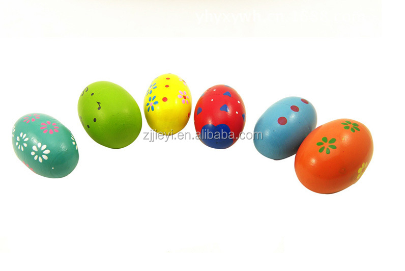 木カラフルな音の卵のための教育のおもちゃを振って赤ちゃんガラガラ大小さまざまなサイズの問屋・仕入れ・卸・卸売り