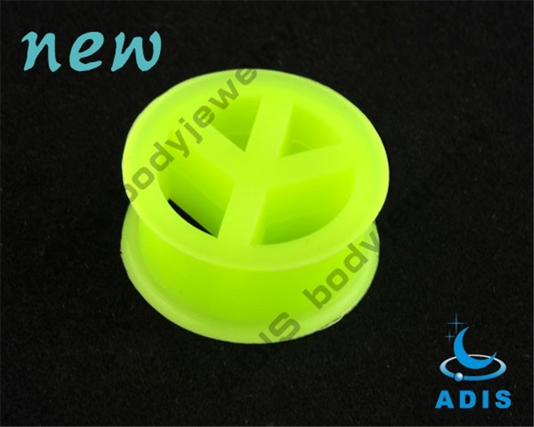 Newest design silicon tree shaped logo tunnel (1)